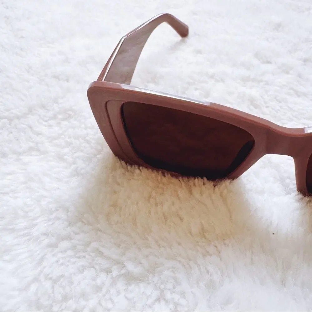 Lily Mauve Rectangular Sunglasses